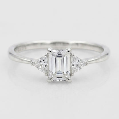 Anillo Brilliant Trilogy