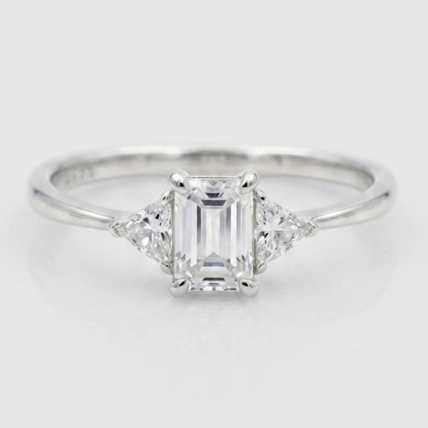 Anillo Brilliant Trilogy