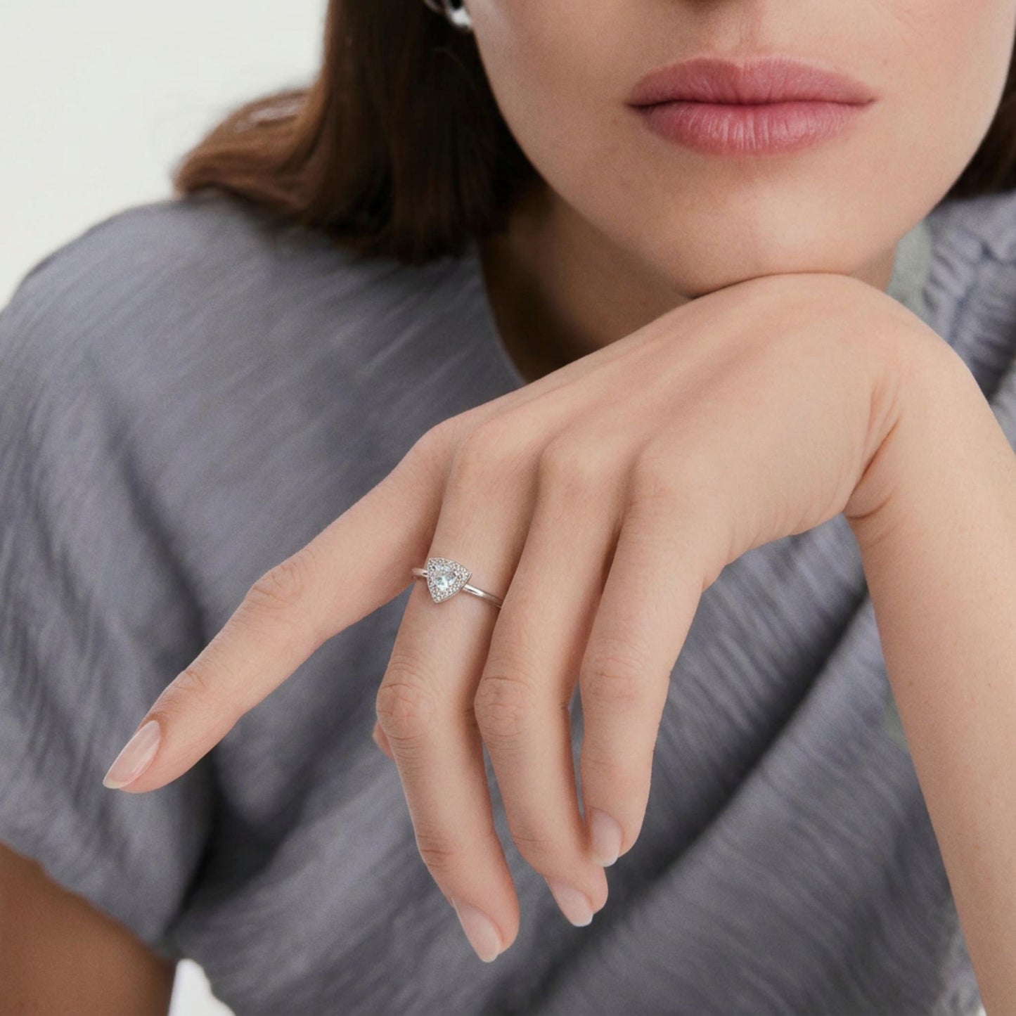 Anillo triangolo Bianco