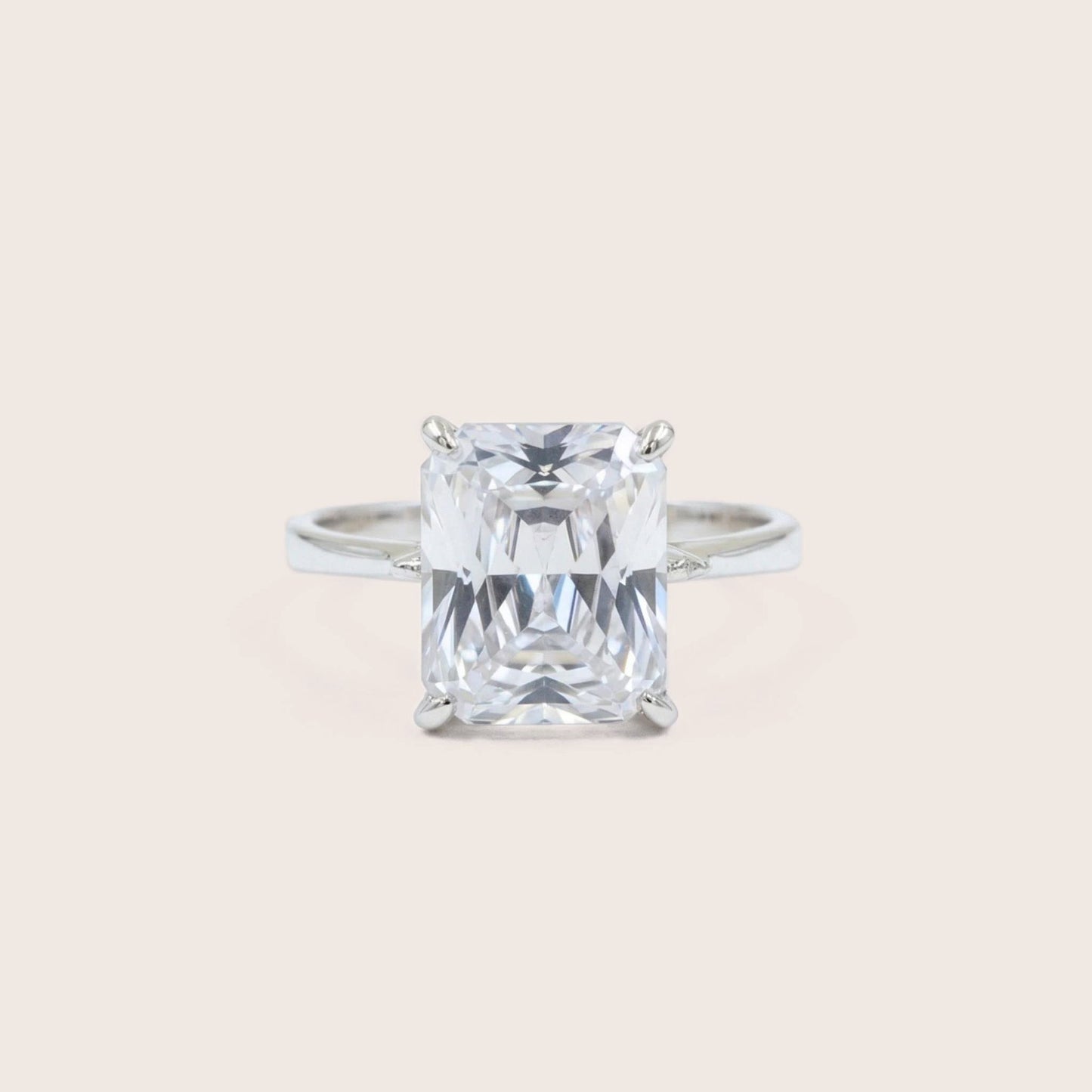 Anillo Solitario Rectangular