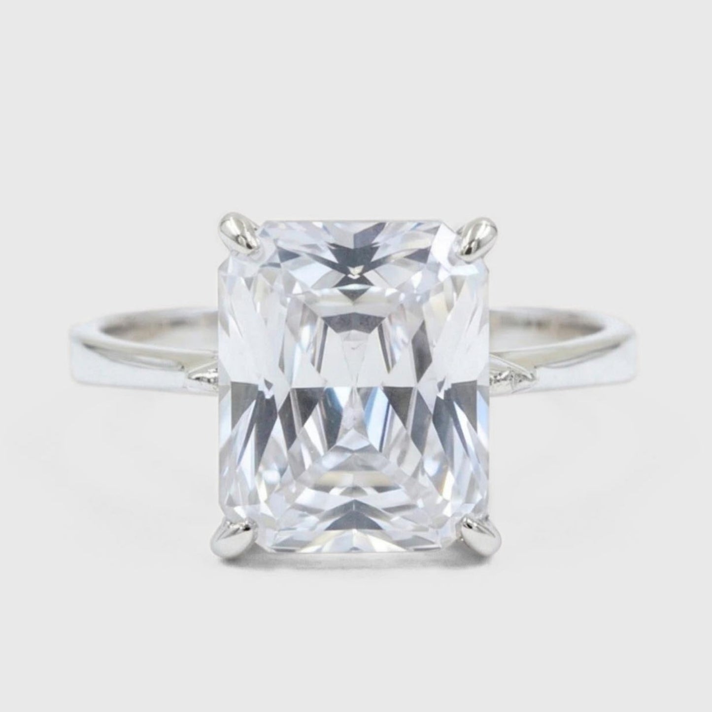 Anillo Solitario Rectangular