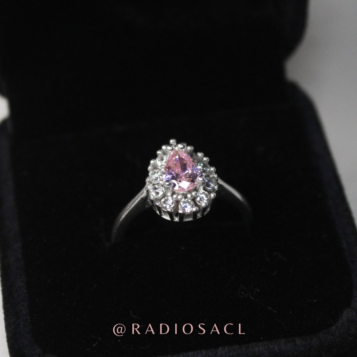 Anillo Lágrima Rosa Halo Plata 925