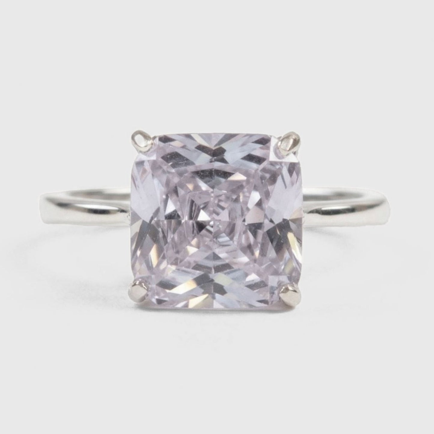 Anillo Cubic