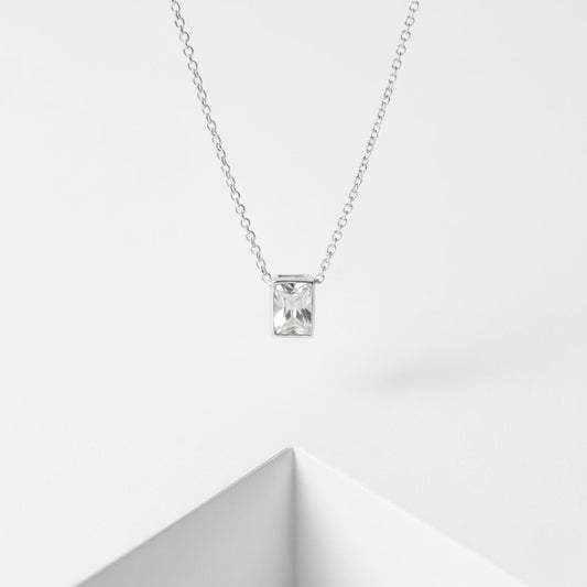 Colgante Punto de Luz Rectangular en Plata 925 con Cadena