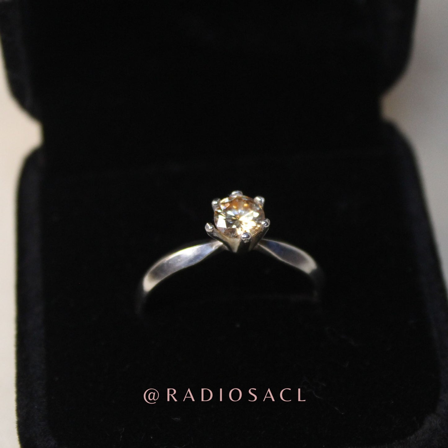 Anillo Solitario Champagne Plata 925