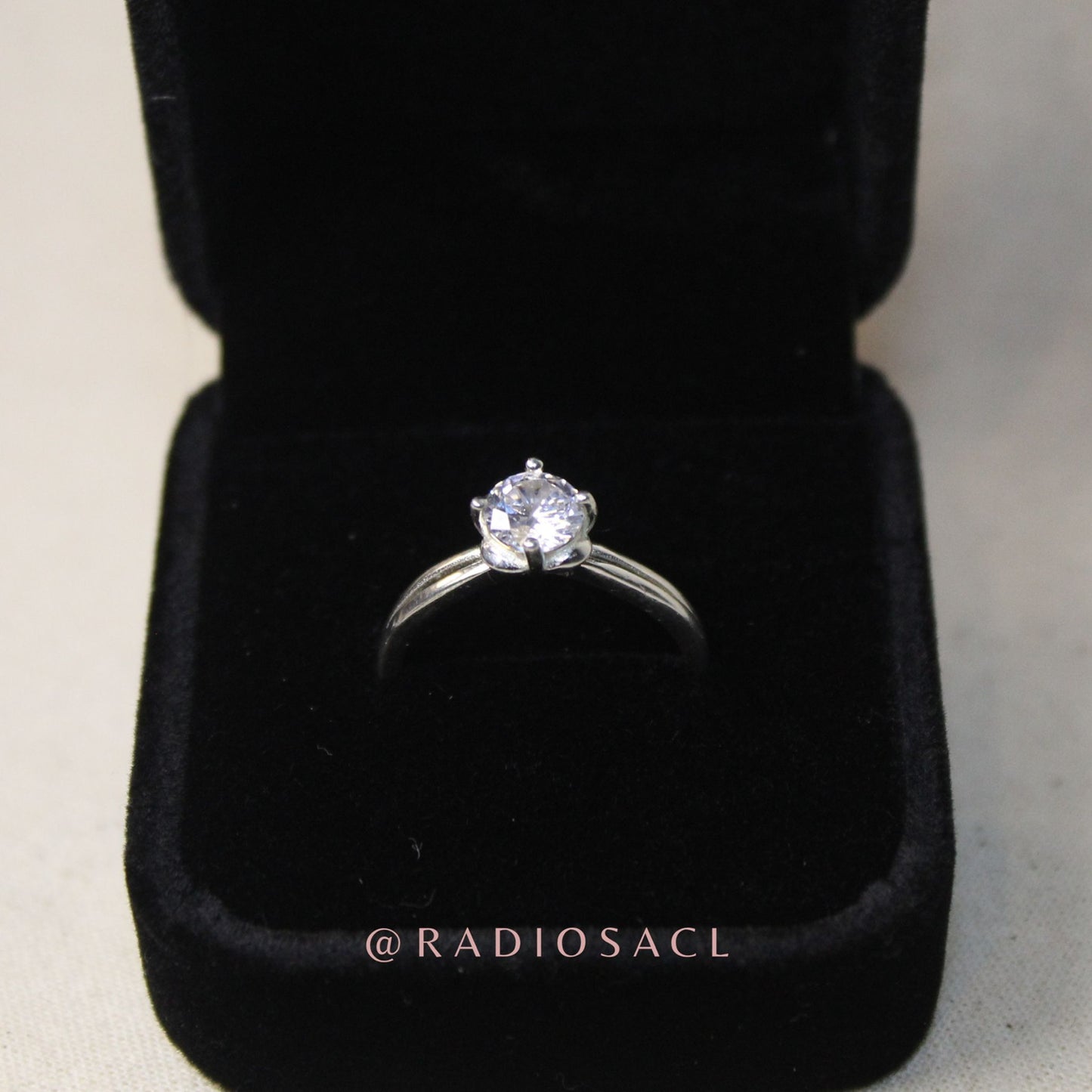 Anillo Solitario Brillante en Plata 925