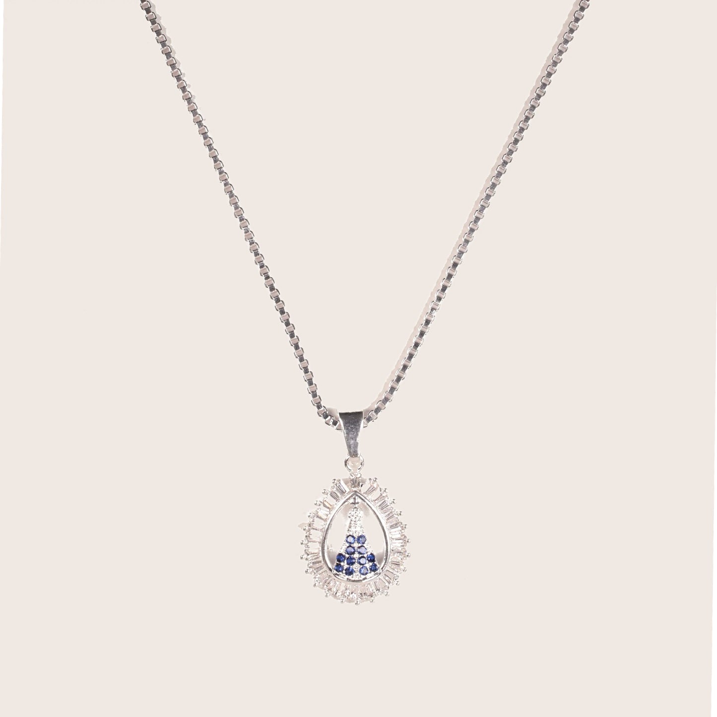 Collar Fede