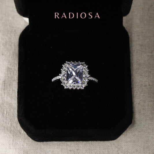 Anillo Halo Eterno Rectangular Portal de Luz en Plata 925