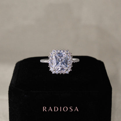 Anillo Halo Eterno Rectangular Portal de Luz en Plata 925