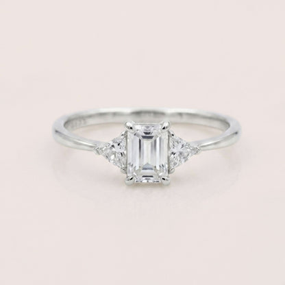 Anillo Brilliant Trilogy