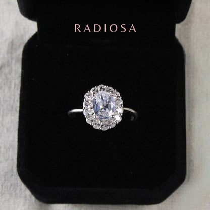 Anillo Halo Eterno Oval Radiante en Plata 925