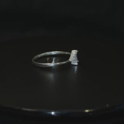 Anillo Brilliant Trilogy